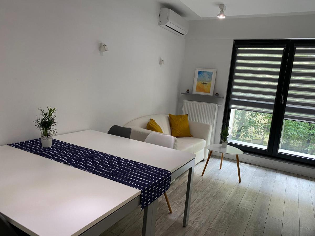 Apartament Dobry Dom Warszawa エクステリア 写真